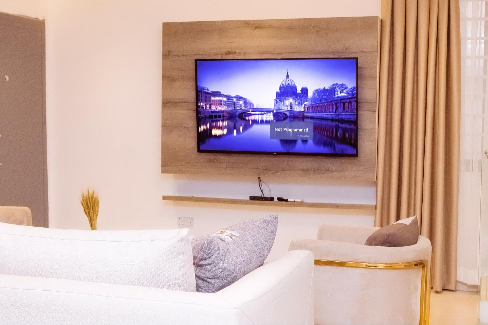 Hotel Azure - The Perfect Escape Tema Zewnętrze zdjęcie